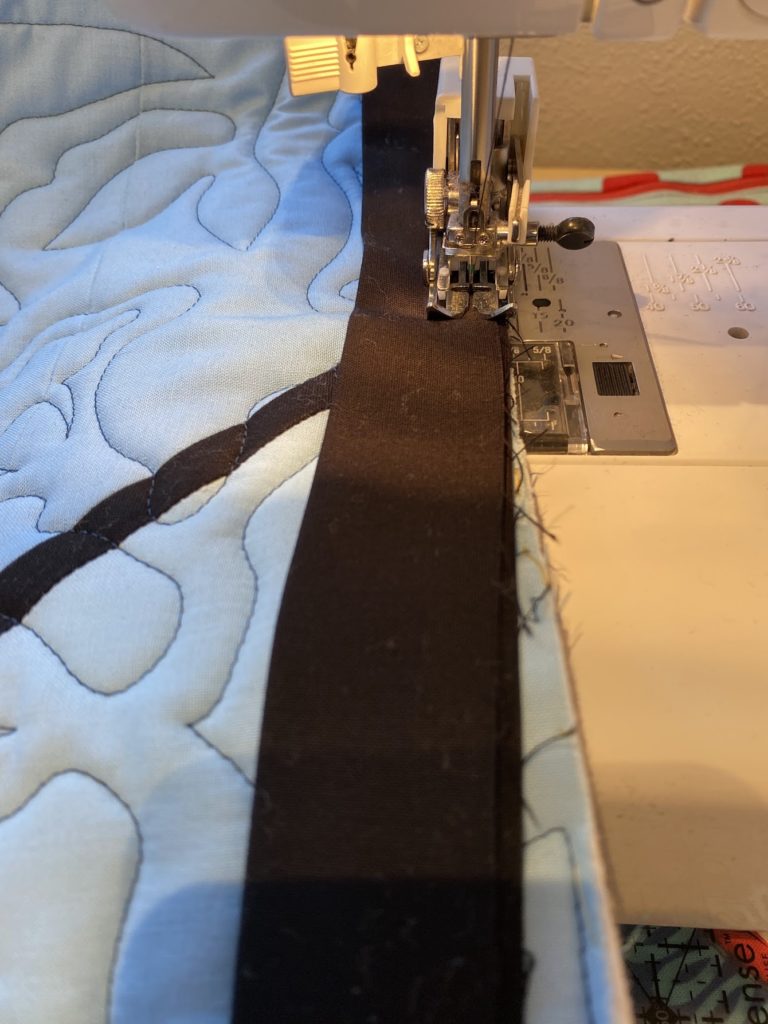 Quilt binding walking foot